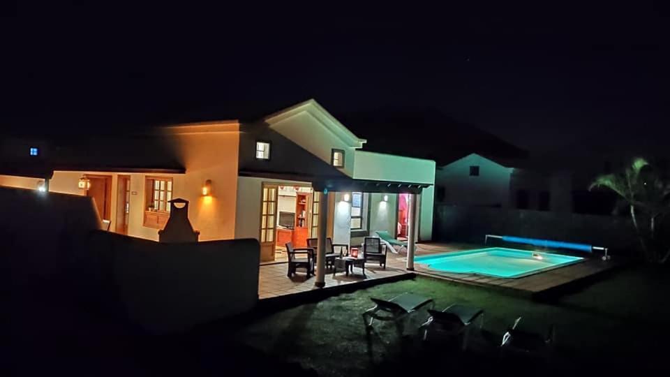 Villa Bol-Can Con Piscina Privada Playa Blanca  Zewnętrze zdjęcie